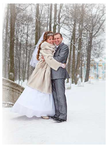 couple enjoying their winter wedding